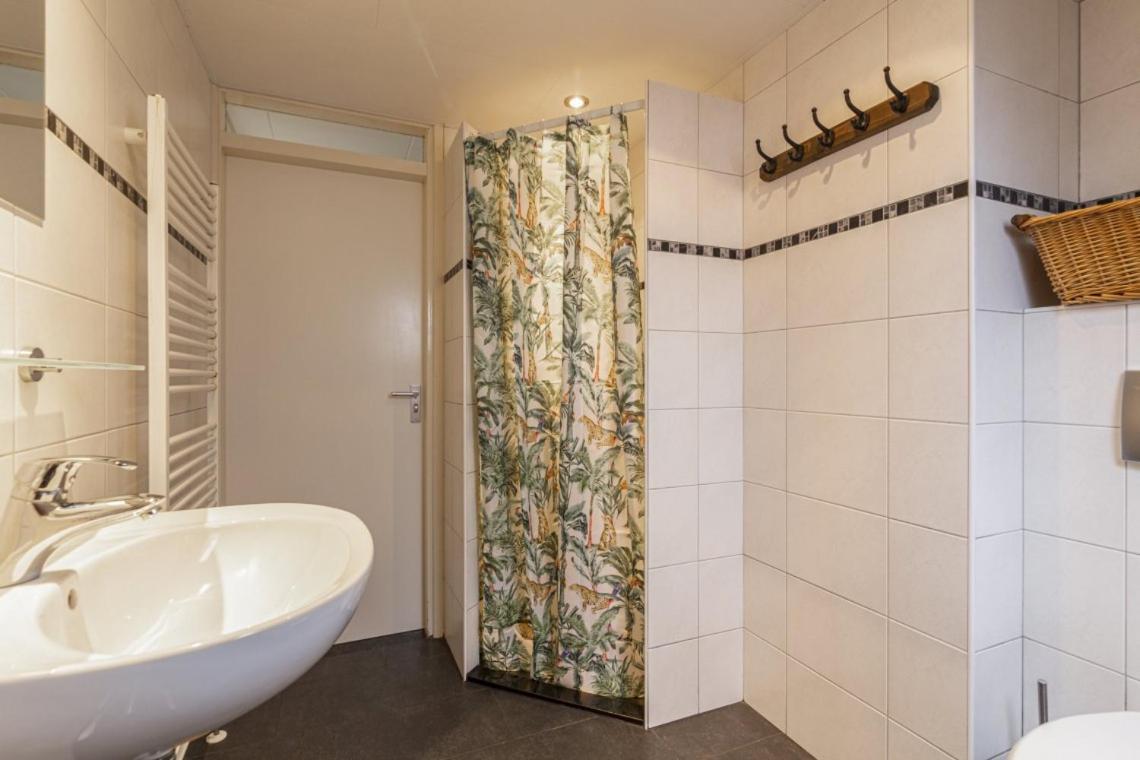 Rustig Gelegen Woning In Het Groen Nr 140 Simpelveld Extérieur photo